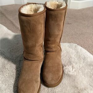 UGG Classic Tan Boots with Shearling